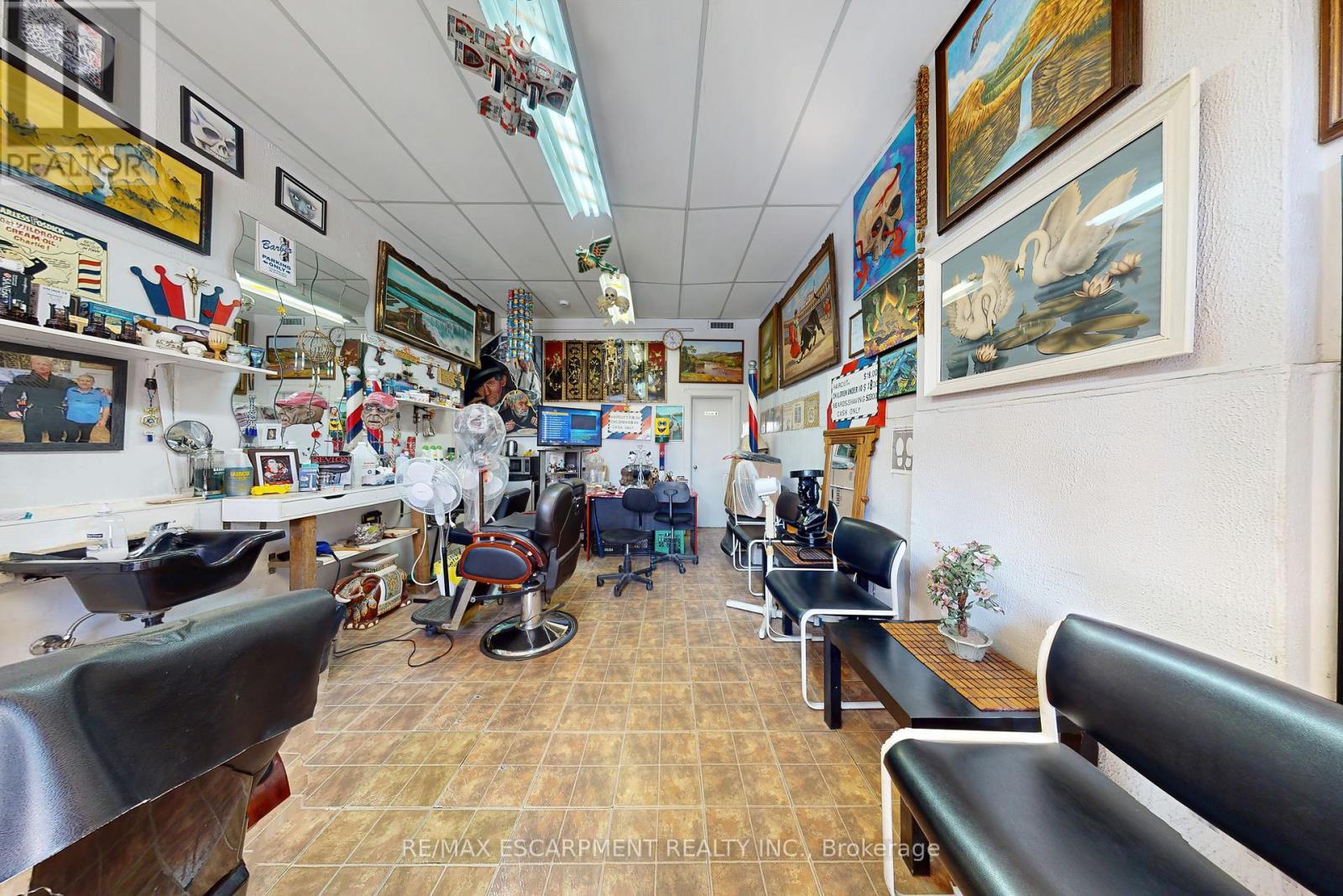593-595 King Street E, Hamilton, ON