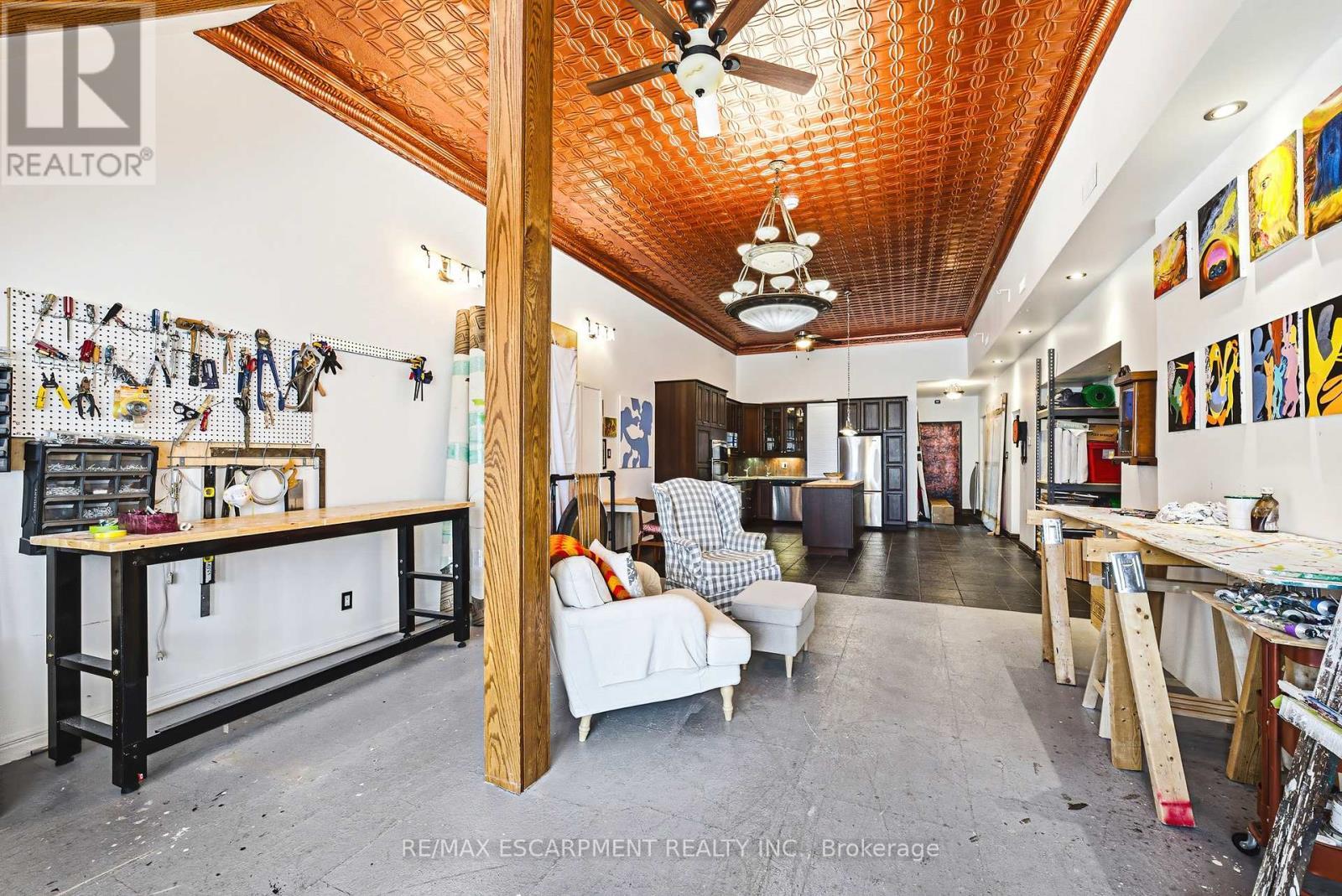 593-595 King Street E, Hamilton, ON
