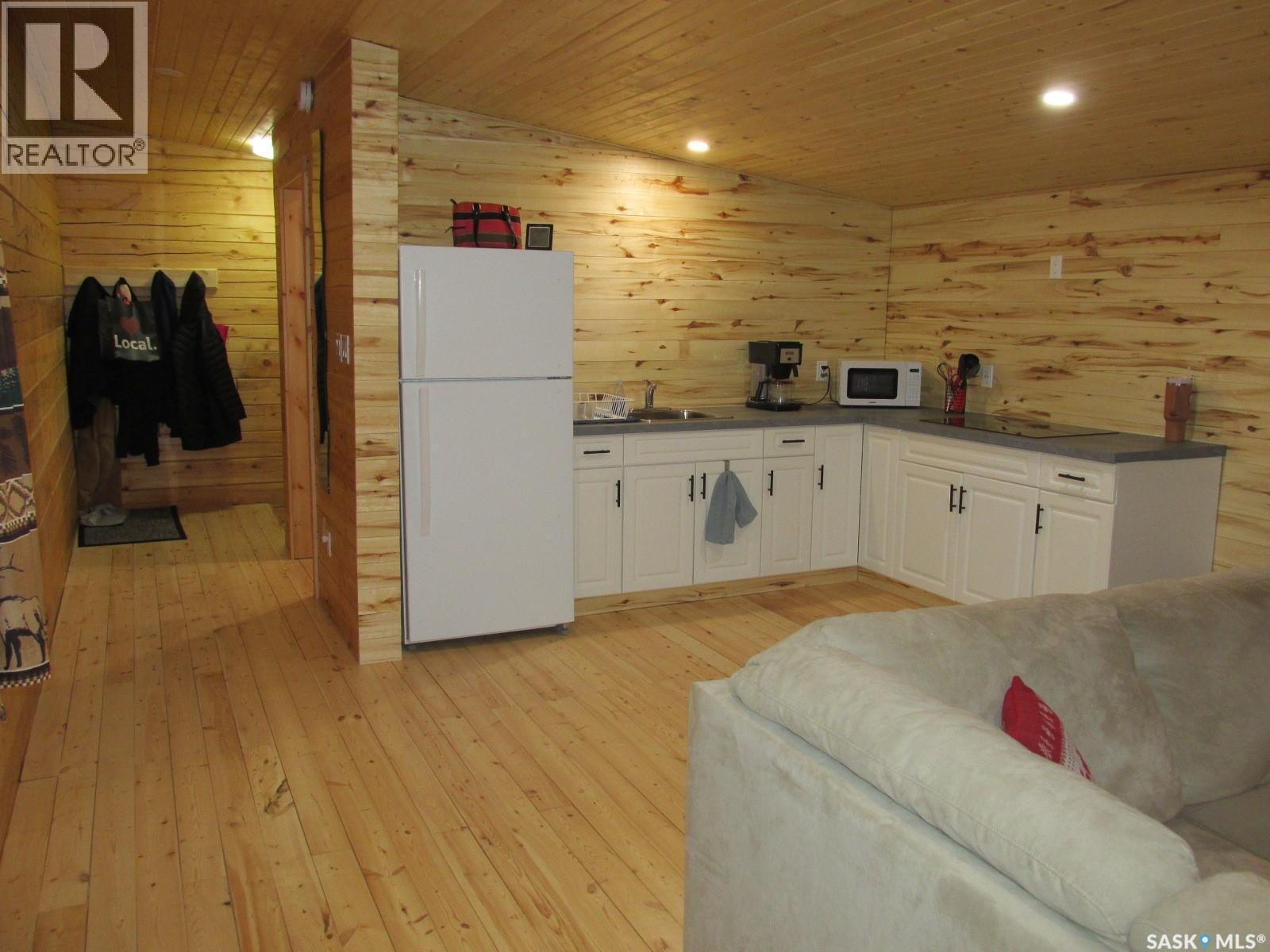 109 Rustad Avenue, White Fox, SK - Indoor