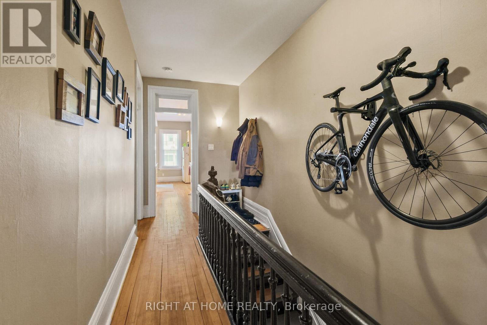 Unit 2-Hallway - 93 Gilmour Street, Ottawa, ON - Indoor Photo Showing Other Room