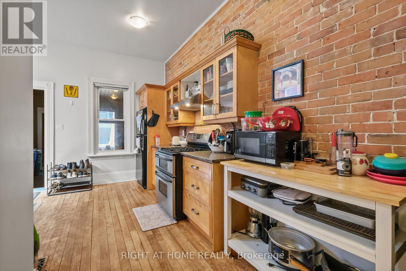 Unit 1-Main Floor-Kitchen - 93 Gilmour Street, Ottawa, ON - Indoor Photo Showing Other Room