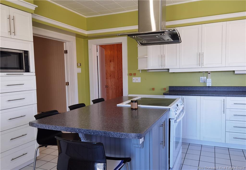 141 1 Ere Rue, Shippagan, NB