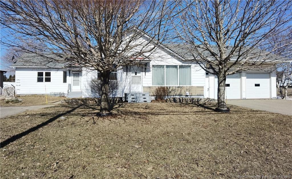141 1 Ere Rue, Shippagan, NB
