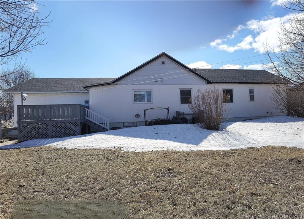 141 1 Ere Rue, Shippagan, NB