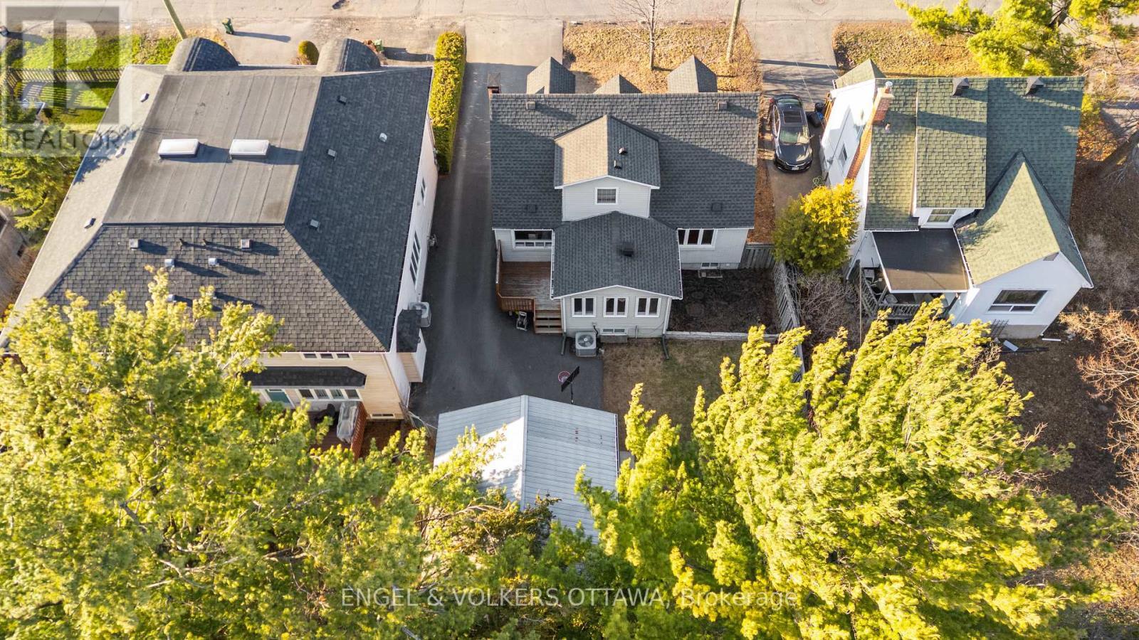 1252 Anoka Street, Ottawa, ON - Outdoor