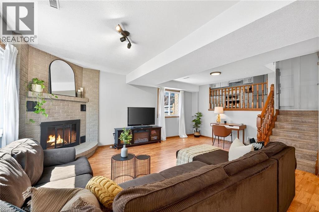 22 Vance Crescent, Waterdown, ON - Indoor Photo Showing Living Room With Fireplace
