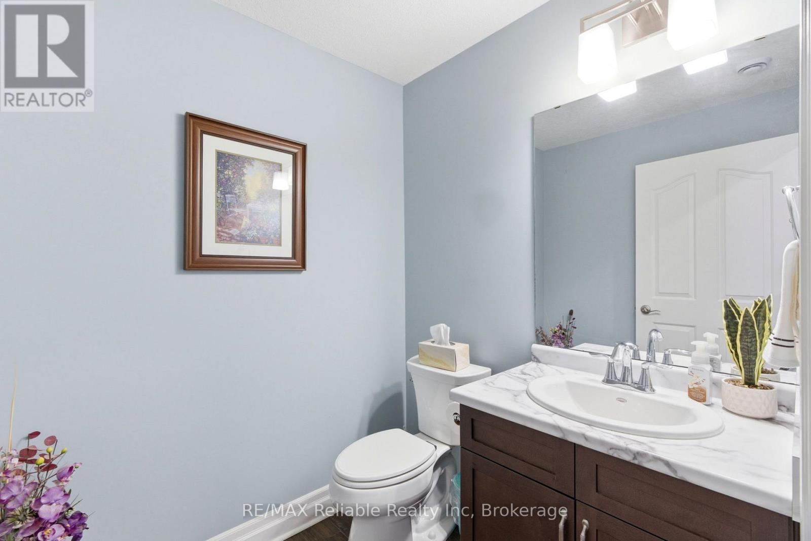 2 piece bathroom on main floor - 79055 Kelly Court, Central Huron (Goderich), ON - Indoor Photo Showing Bathroom
