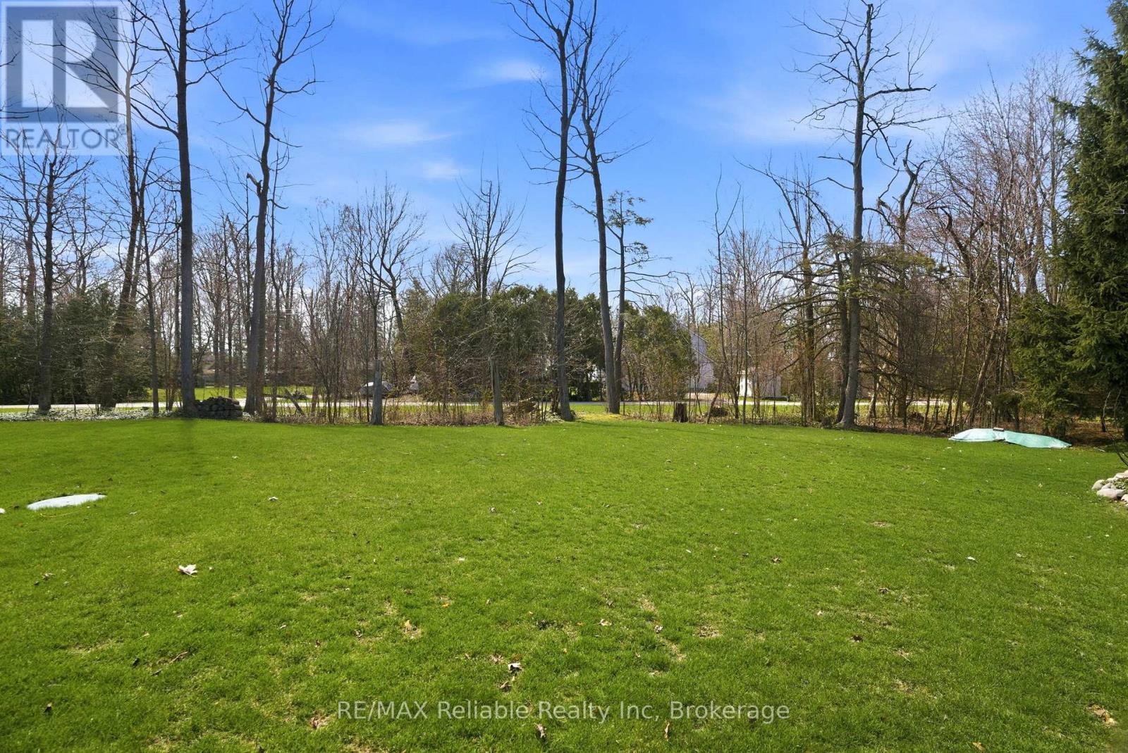 Backyard - 79055 Kelly Court, Central Huron (Goderich), ON - Outdoor