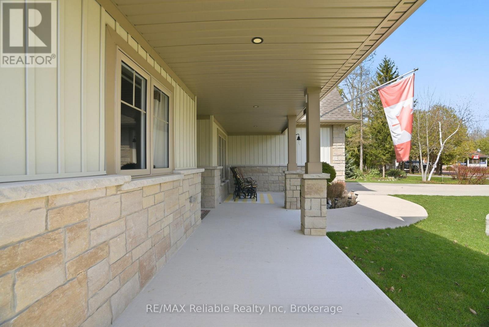 Covered front porch - 79055 Kelly Court, Central Huron (Goderich), ON - Outdoor With Deck Patio Veranda With Exterior