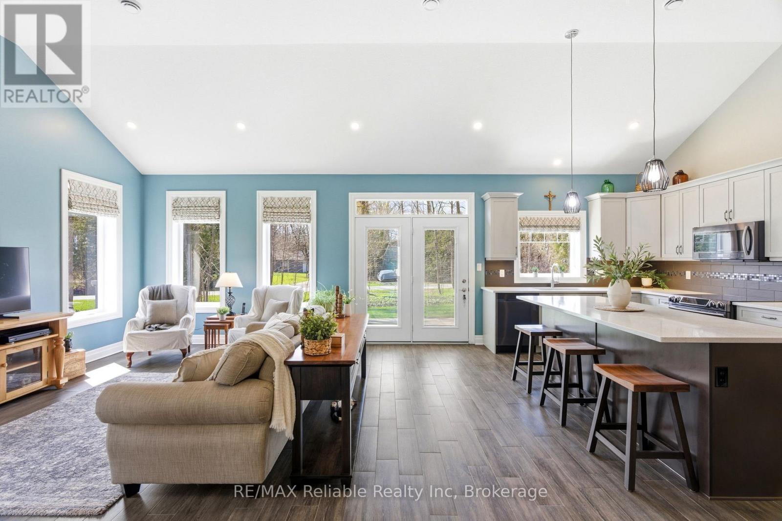 79055 Kelly Court, Central Huron (Goderich), ON - Indoor