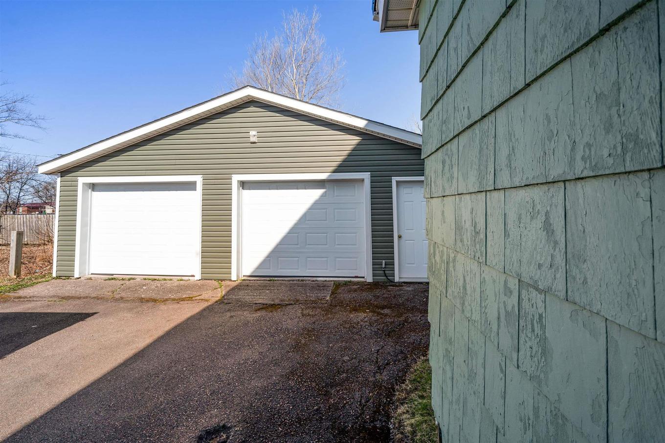 8 Robie Street, Amherst, NS