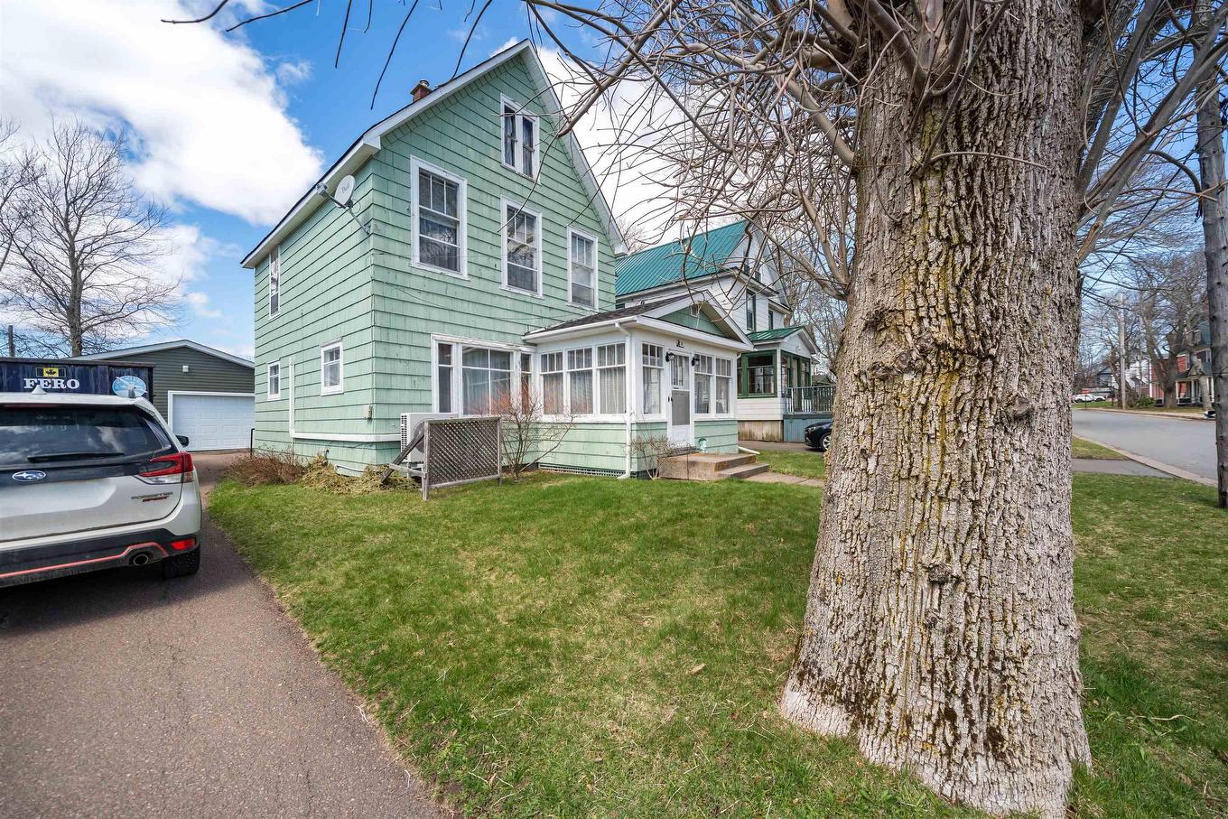 8 Robie Street, Amherst, NS