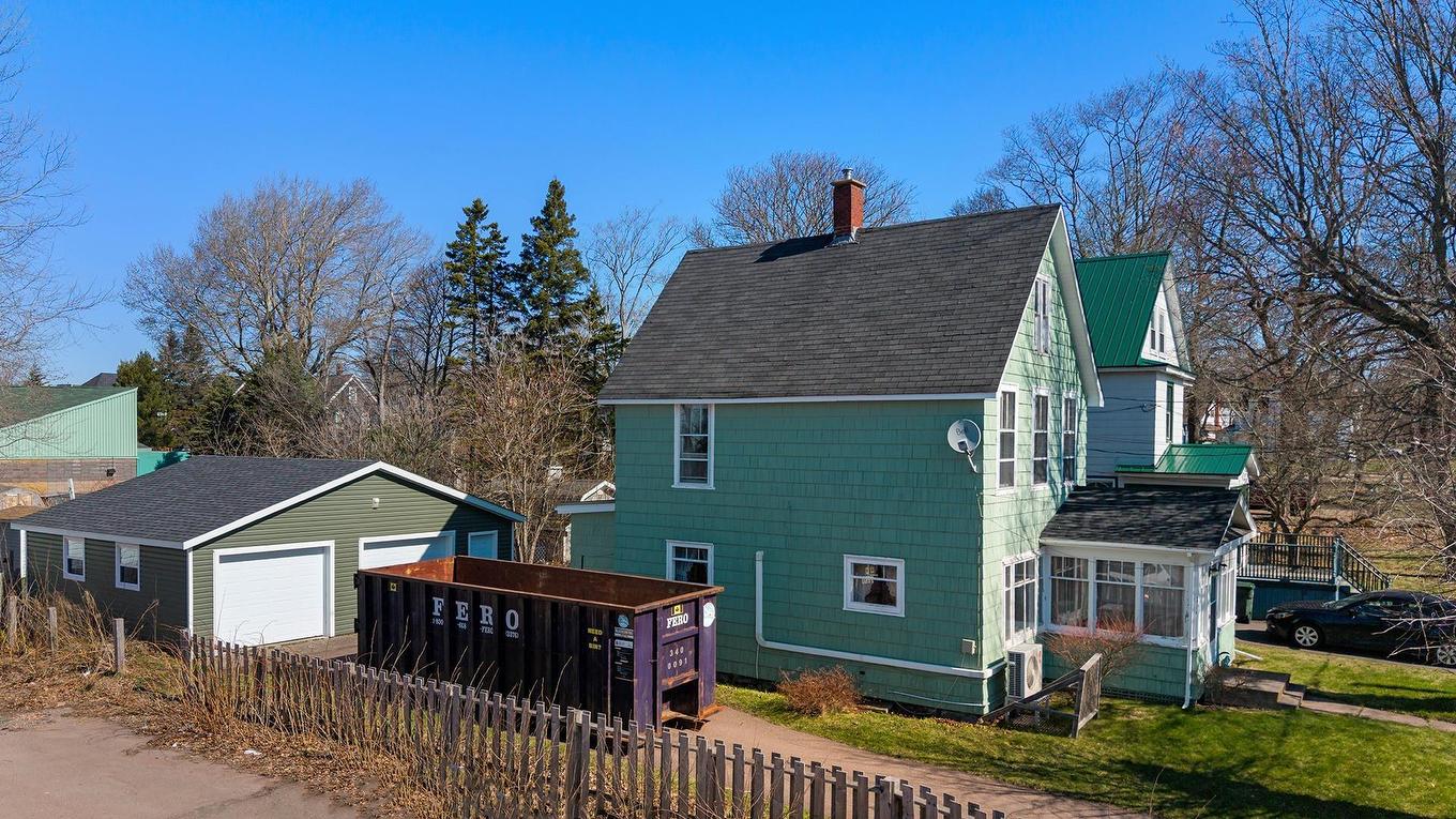 8 Robie Street, Amherst, NS