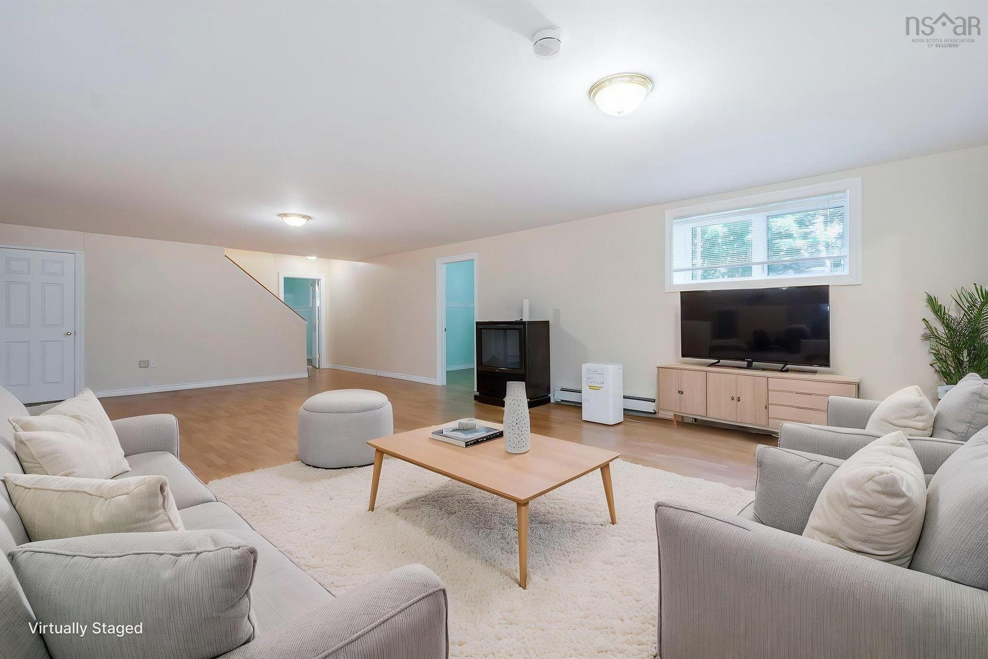 152 Roxbury Crescent, Halifax, NS
