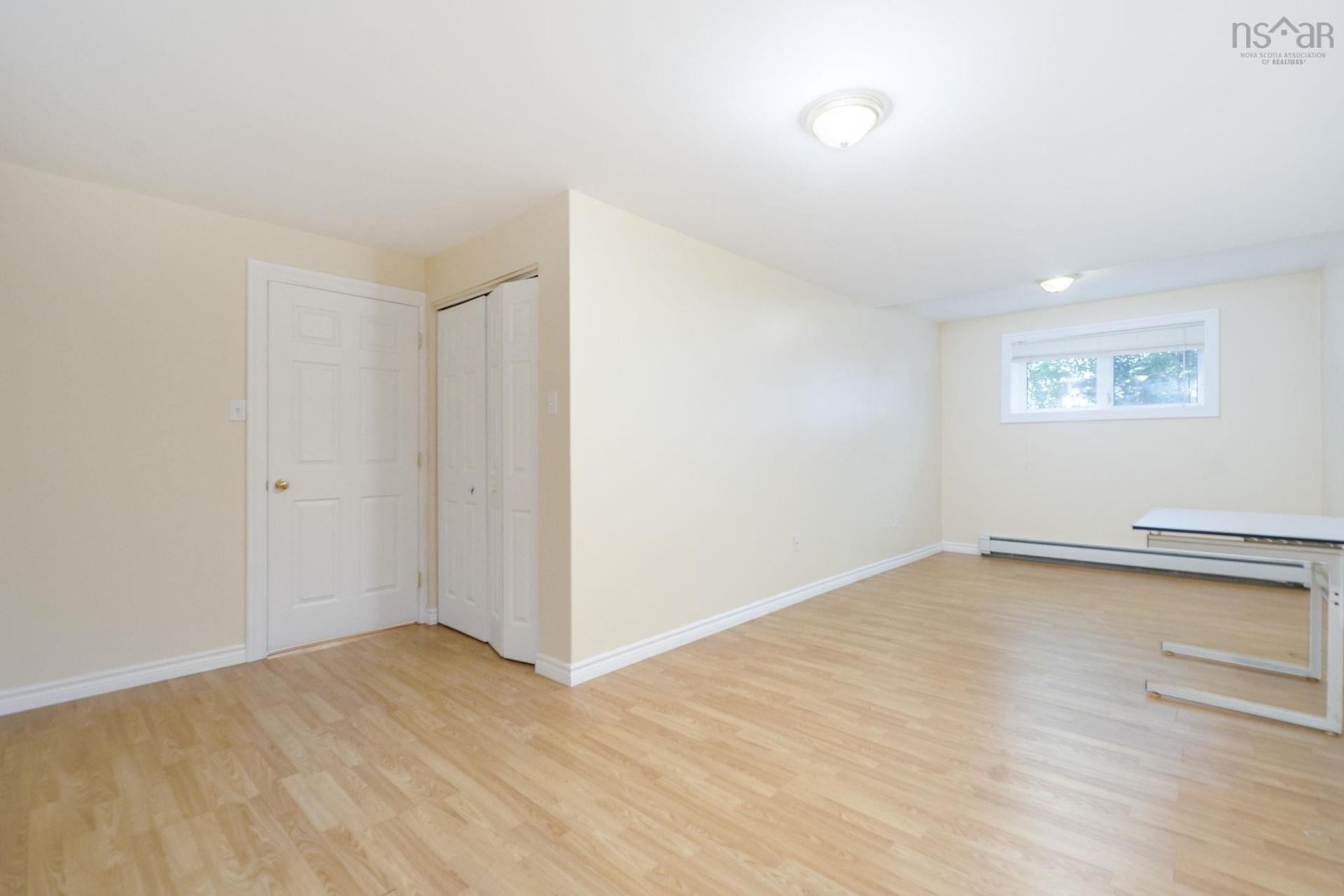 152 Roxbury Crescent, Halifax, NS