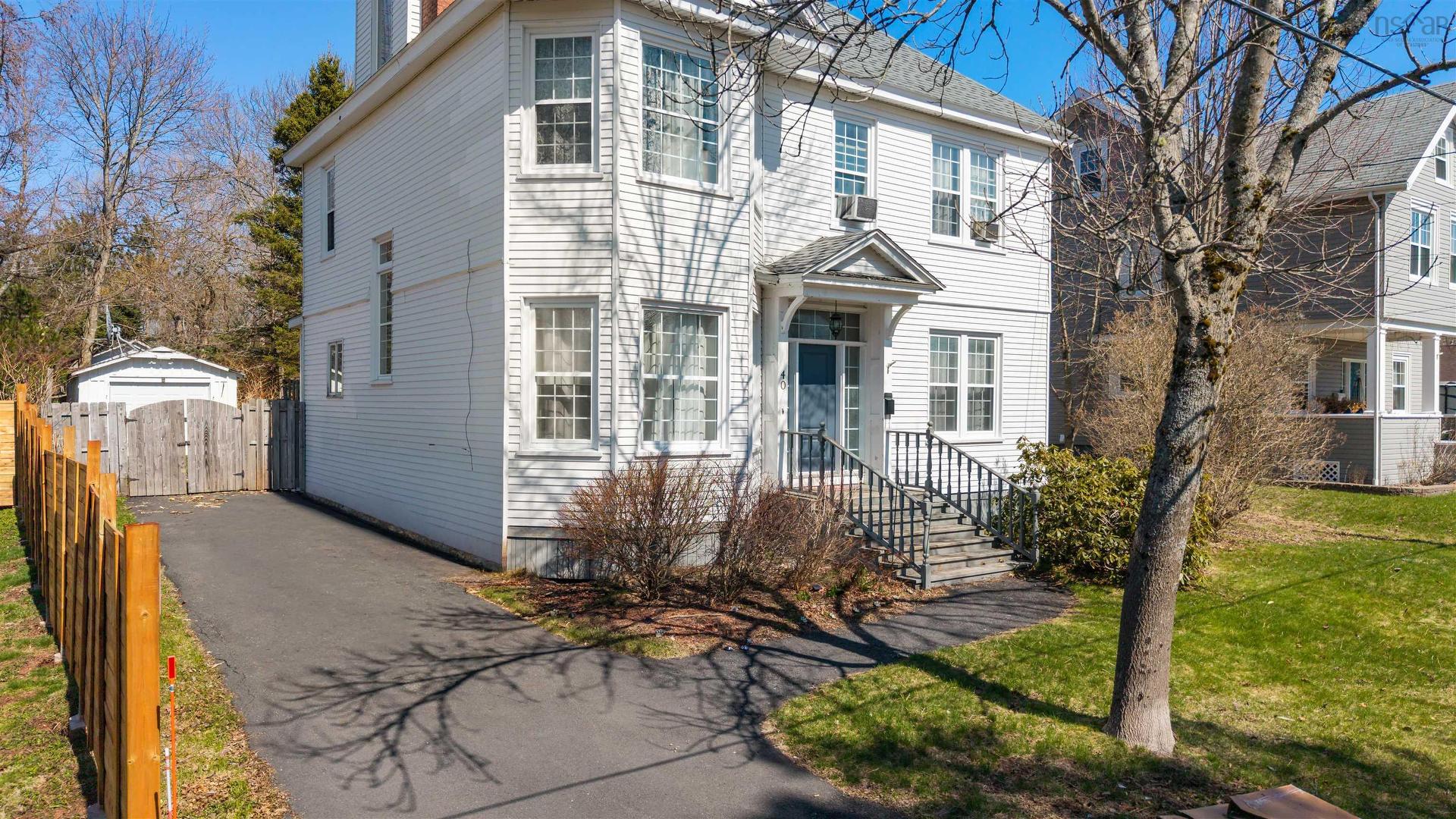40 Clifford Street, Amherst, NS