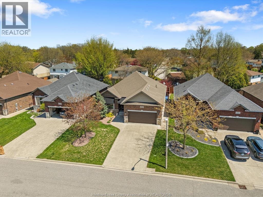 11900 Boulder, Windsor, ON - Outdoor With Facade