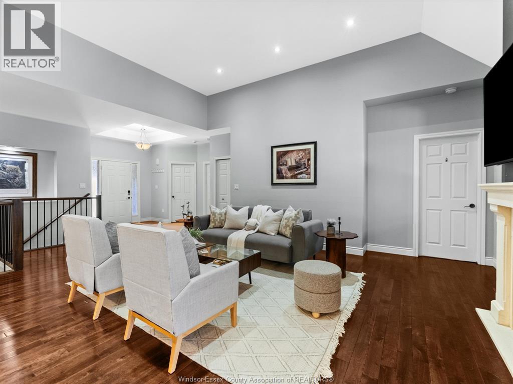 11900 Boulder, Windsor, ON - Indoor Photo Showing Other Room