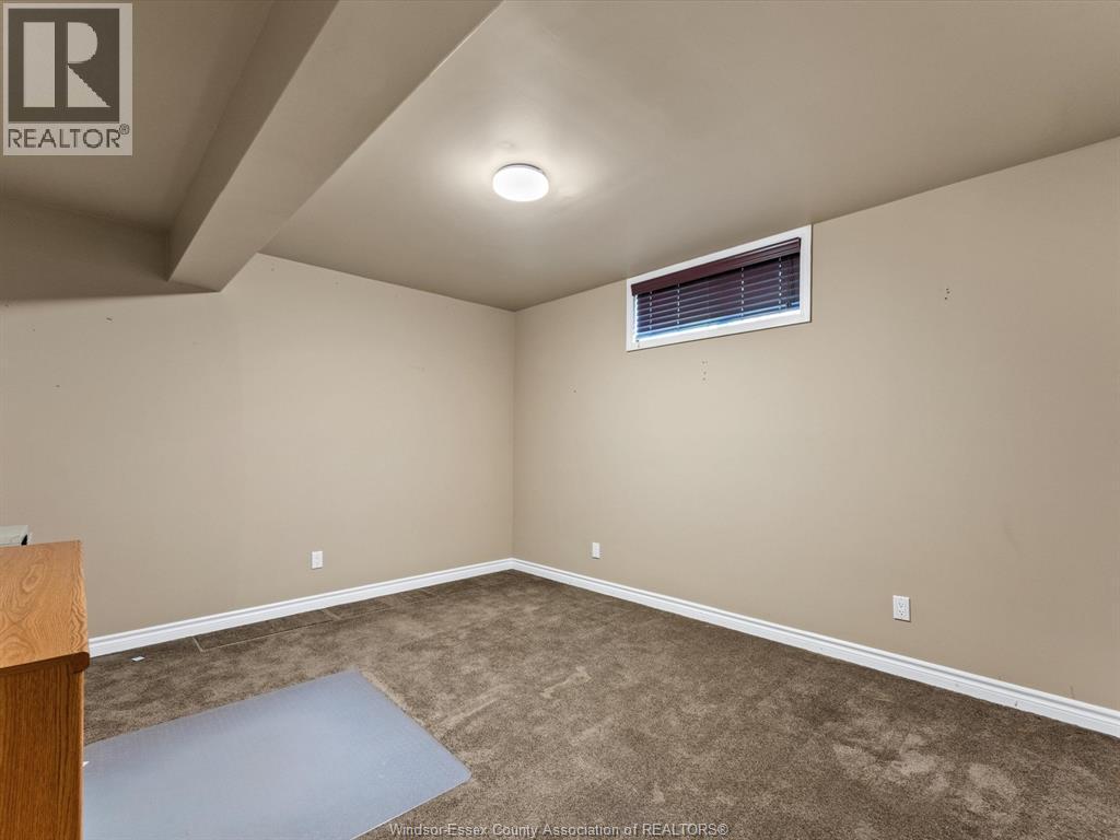 11900 Boulder, Windsor, ON - Indoor Photo Showing Other Room