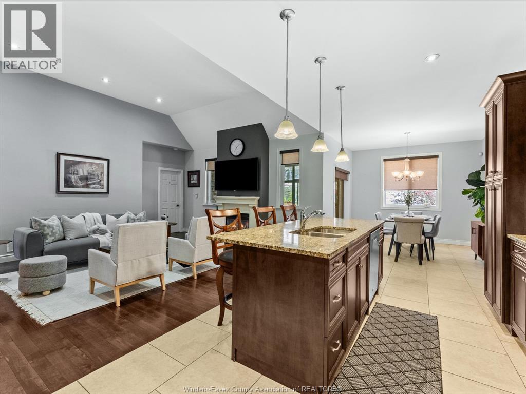 11900 Boulder, Windsor, ON - Indoor