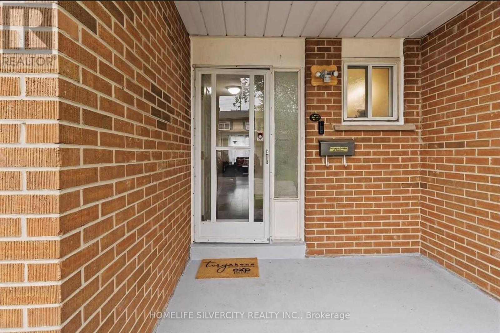 46 Vodden Court, Brampton, ON - Outdoor With Exterior