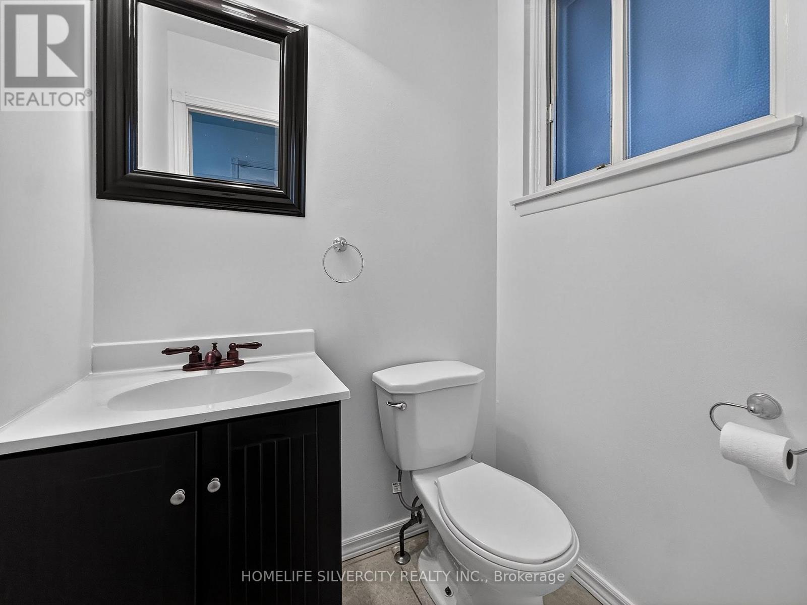 46 Vodden Court, Brampton, ON - Indoor Photo Showing Bathroom