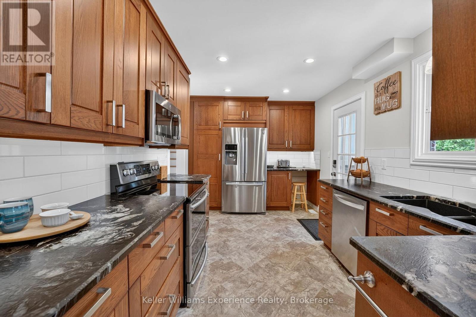 126 Gerald Avenue, Orillia, ON - Indoor Photo Showing Kitchen With Stainless Steel Kitchen