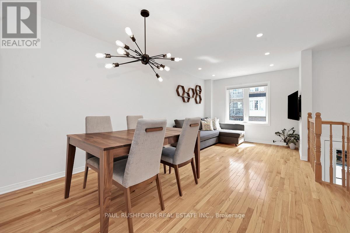 ining / Living Room - 137 Fordham Private, Ottawa, ON - Indoor Photo Showing Dining Room
