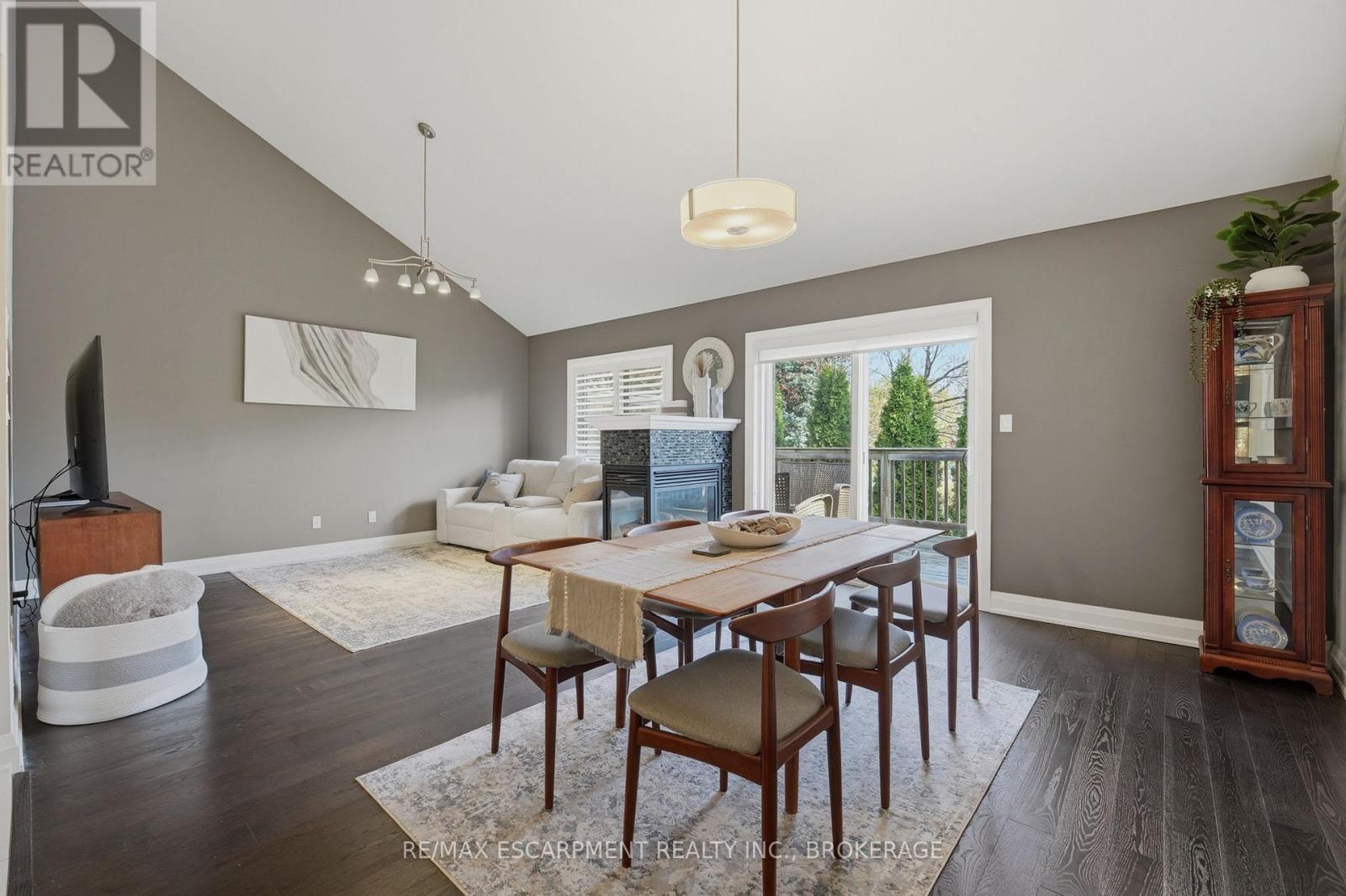 26 - 7 Gibson Place, St. Catharines (Downtown), ON - Indoor