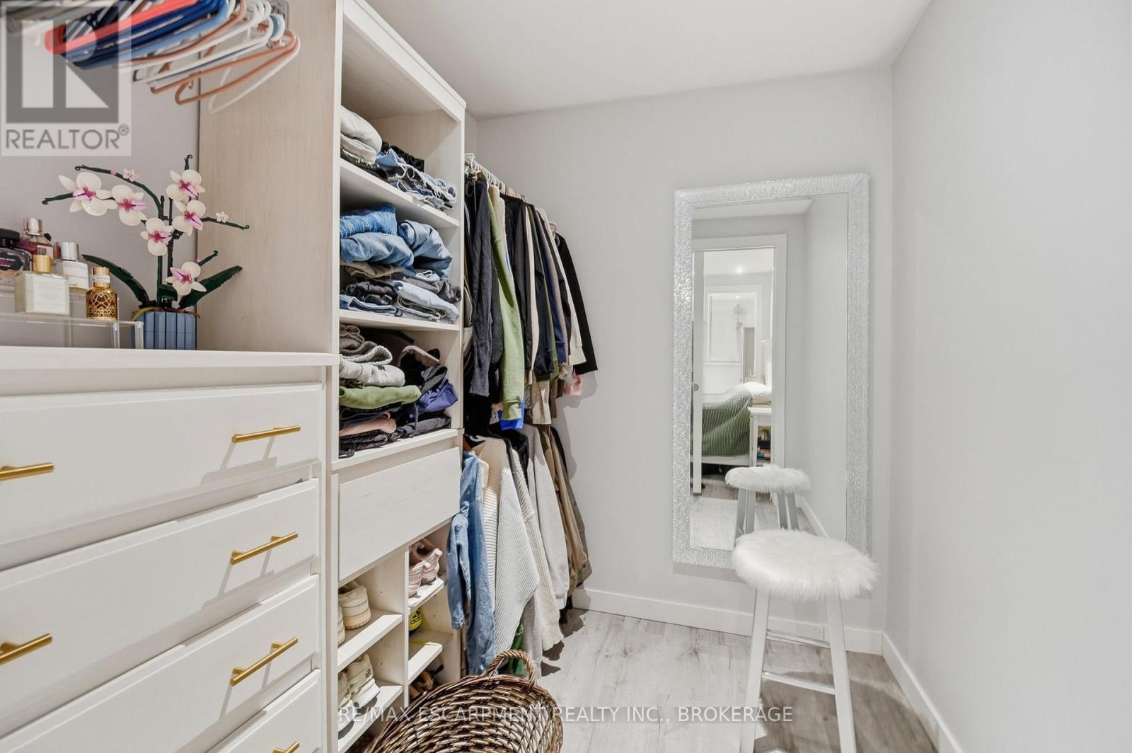 Basement Bedroom Walk-in closet - 26 - 7 Gibson Place, St. Catharines (Downtown), ON - Indoor With Storage