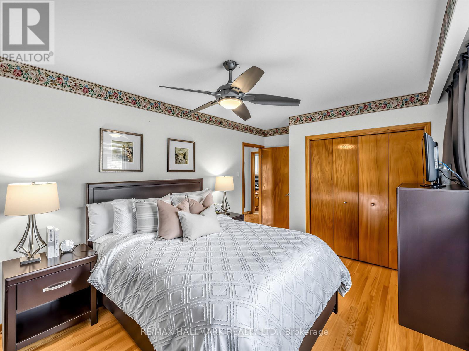 1649 Carletta Drive, Mississauga, ON