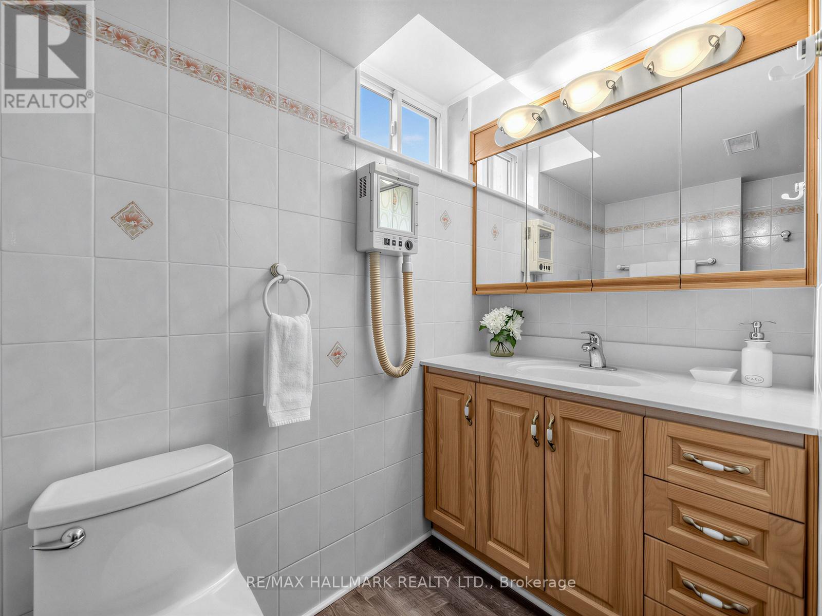 1649 Carletta Drive, Mississauga, ON