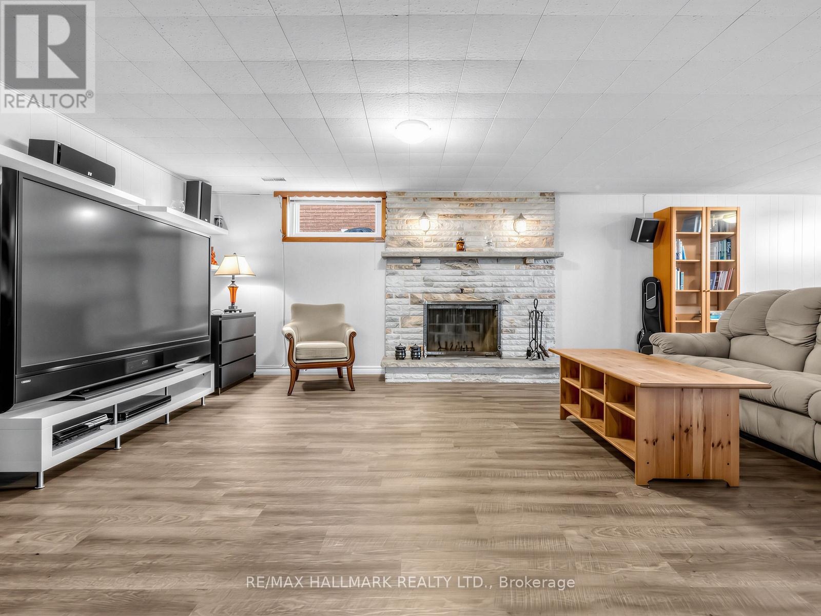 1649 Carletta Drive, Mississauga, ON