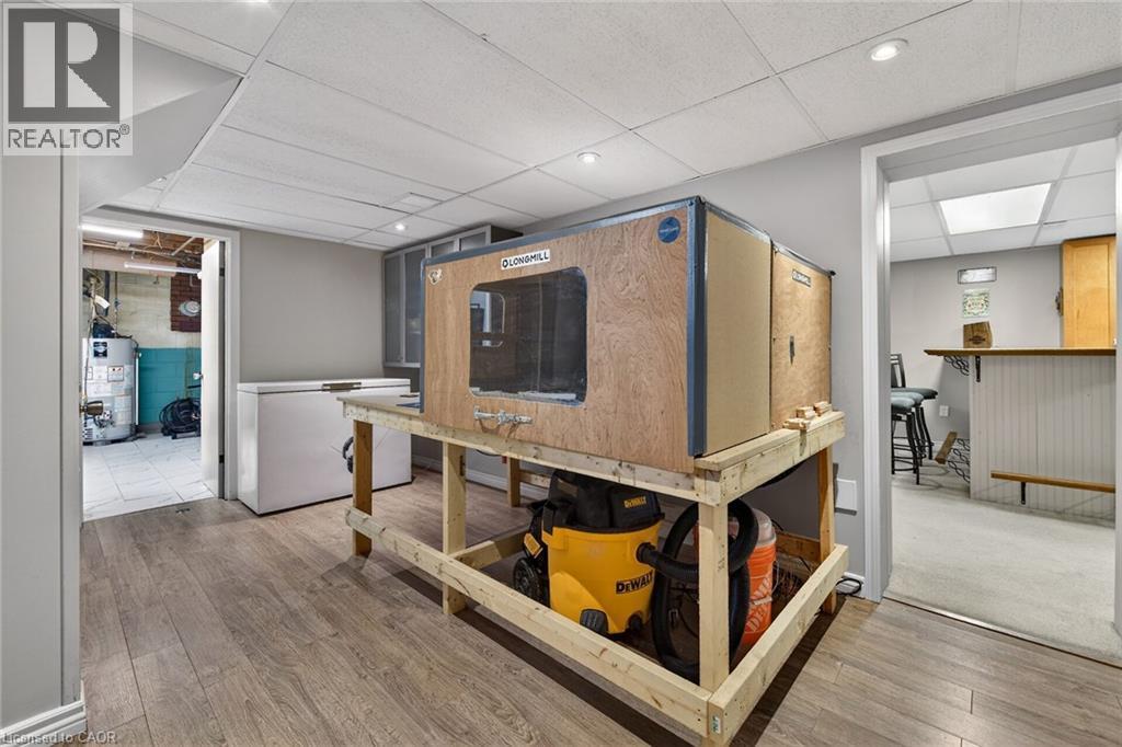 27 Camille Court, Hamilton, ON - Indoor