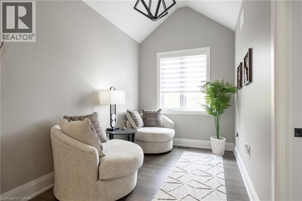 8378 Chippewa Road E, Mount Hope, ON - Indoor