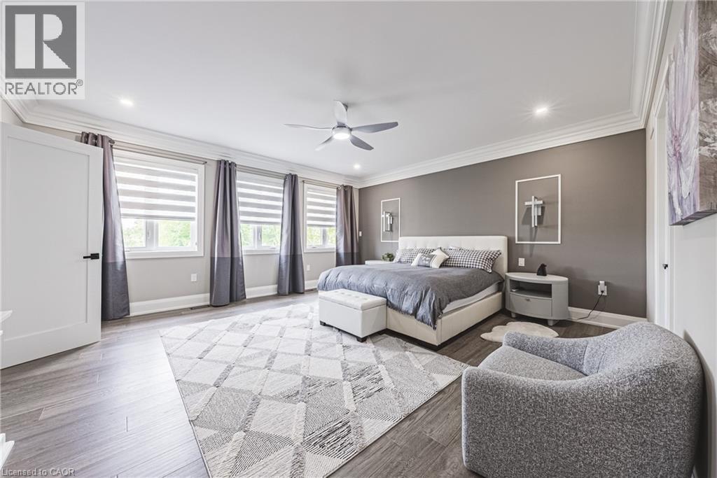 8378 Chippewa Road E, Mount Hope, ON - Indoor Photo Showing Bedroom