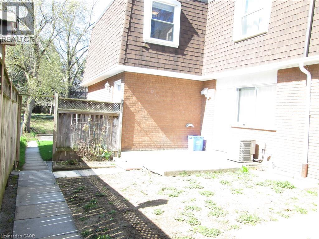 Image quality insufficient for description - 648 Francis Road, Burlington, ON - Outdoor With Exterior