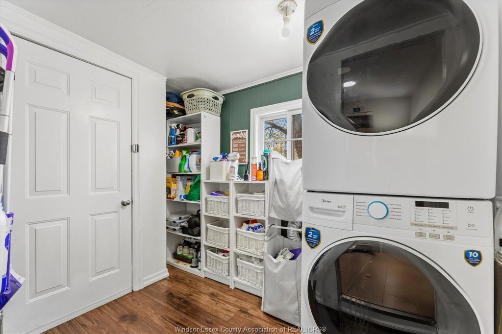 2383 Elsmere, Windsor, ON