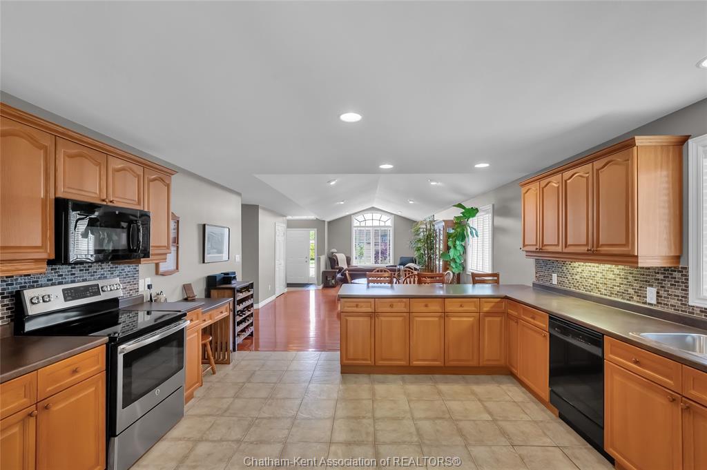 8 Windfield Crescent, Chatham, ON