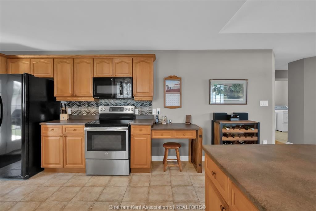 8 Windfield Crescent, Chatham, ON