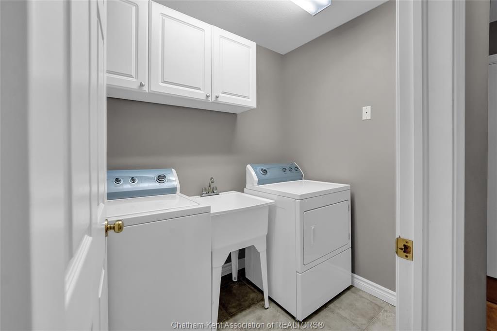 8 Windfield Crescent, Chatham, ON