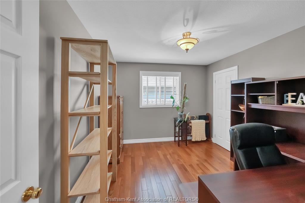 8 Windfield Crescent, Chatham, ON