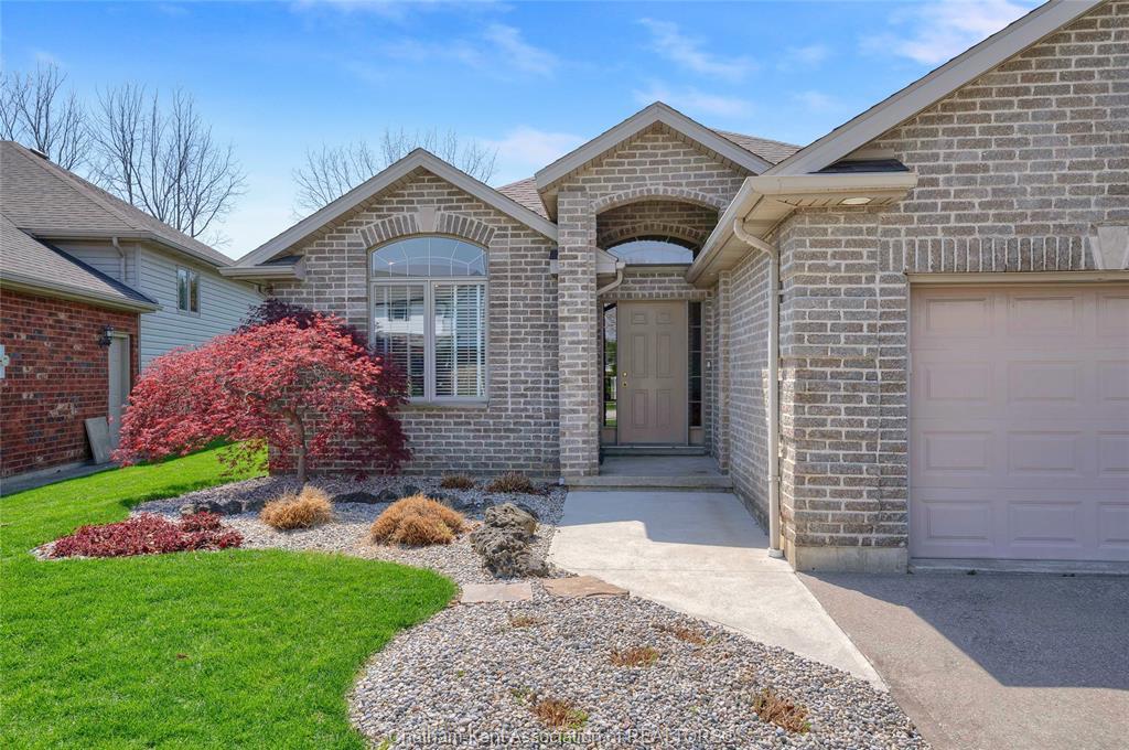 8 Windfield Crescent, Chatham, ON