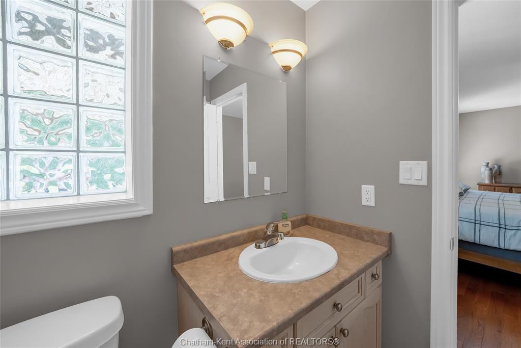 8 Windfield Crescent, Chatham, ON