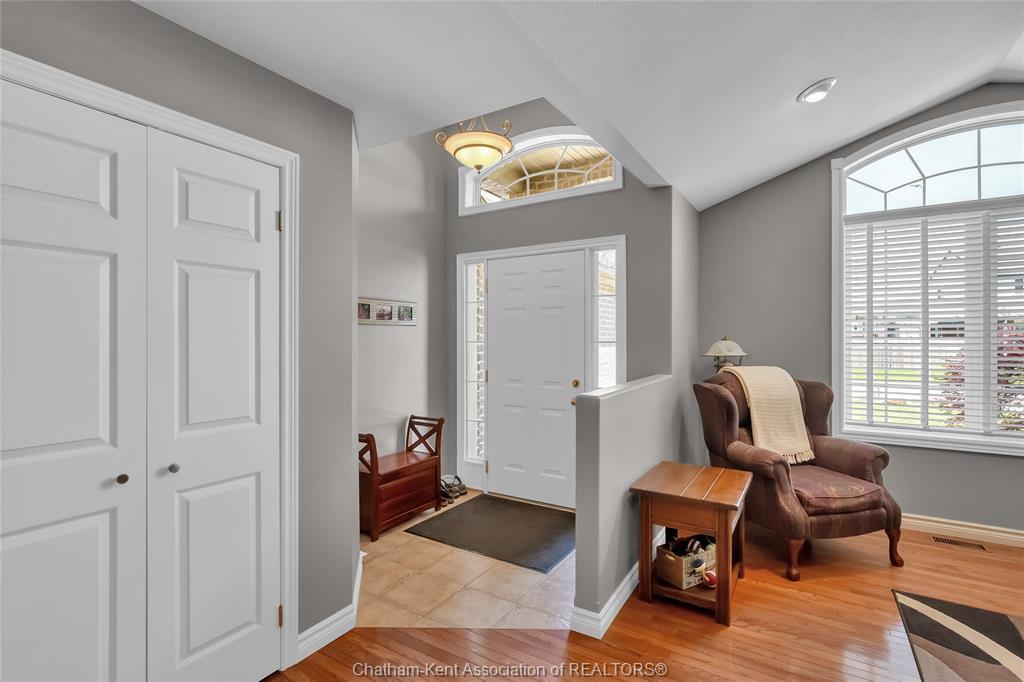 8 Windfield Crescent, Chatham, ON