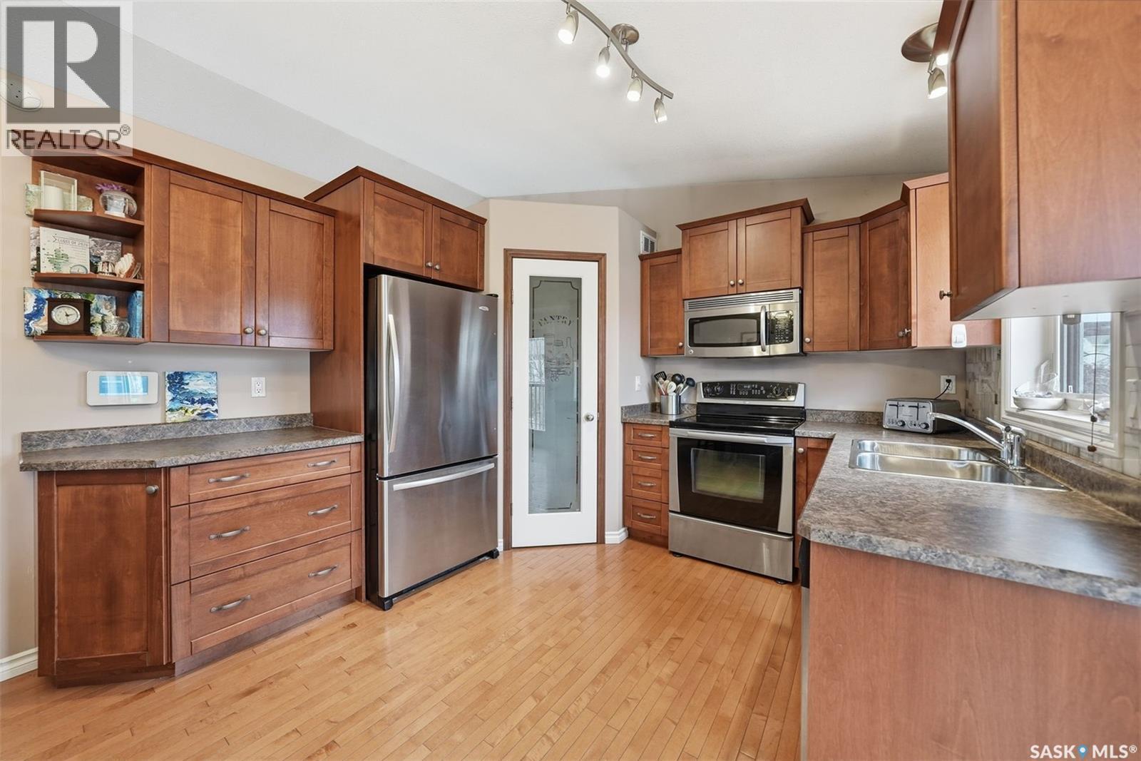 311 Mckague Crescent, Saskatoon, SK