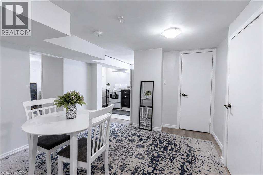 110 Lorne Crescent, Kitchener, ON - Indoor