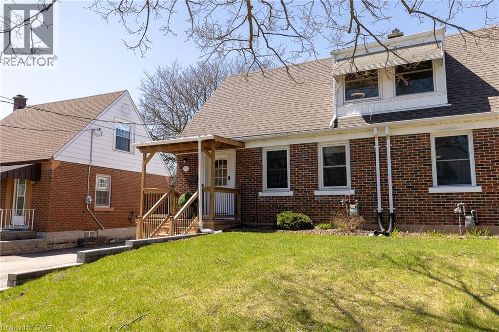 110 Lorne Crescent, Kitchener, ON - Outdoor