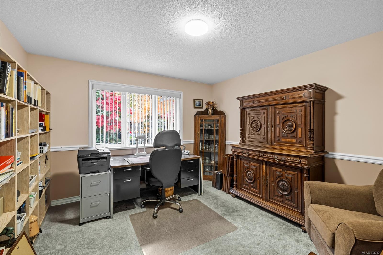 566 Crescent Rd West, Qualicum Beach, BC