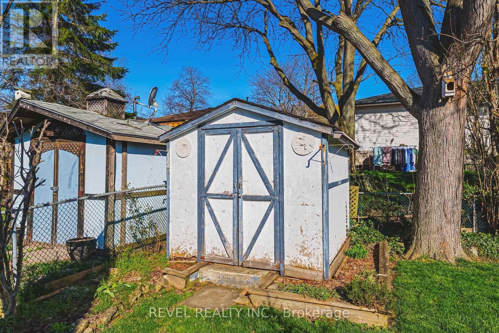 2360 Greenbank Trail, Burlington, ON - Outdoor